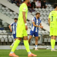 <![CDATA[ FC Porto B-Chaves, 3-0: dragão sobe ao 6.º posto com bis de Vonic ]]>