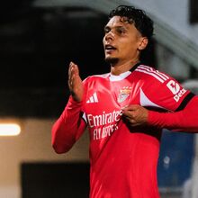 <![CDATA[ As notas dos jogadores do Benfica frente ao Casa Pia: gasta-se Ríos de tinta numa história triste ]]>