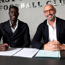 <![CDATA[ Amadou Onana pode substituir Casemiro no Manchester United ]]>