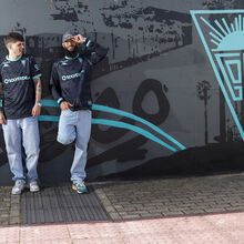 <![CDATA[ DISH e Kappa Jotta apresentam a nova camisola do Estoril ]]>