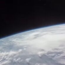 <![CDATA[ Astronautas da missão Artemis II regressam à Terra: acompanhe em direto ]]>