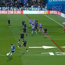 <![CDATA[ Golo anulado ao FC Porto: jogadores do Estoril pediram mão na bola, mas lance foi invalidado por... fora de jogo ]]>