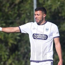 <![CDATA[ Luccas Paraizo espreita lugar no onze de Carlos Fangueiro ]]>