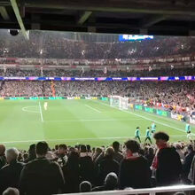 <![CDATA[ Adeptos do Sporting no Emirates aplaudiram Gyökeres quando este foi substituído ]]>