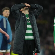 <![CDATA[ «Londres esteve em suspense durante 90 minutos»: as reações à eliminação do Sporting ]]>