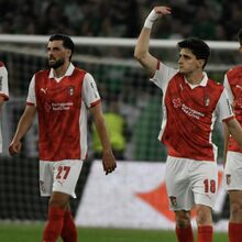 <![CDATA[ Sp. Braga faz história: nenhuma equipa chegou às meias-finais da Liga Europa vinda de tão longe ]]>