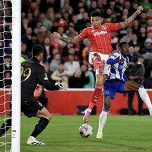 <![CDATA[ Diogo Costa: «Custa muito perder assim, mas tenho grande orgulho na nossa equipa» ]]>