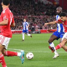 <![CDATA[ Fantasma insiste na perseguição: FC Porto continua sem vencer em Inglaterra ]]>