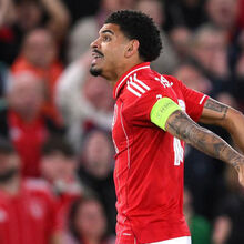 <![CDATA[ «Se as bolas à trave contassem...»: as reações à derrota do FC Porto em Inglaterra ]]>