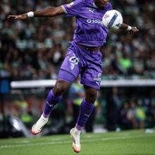 <![CDATA[ Lesionado em Sevilha, Arrey-Mbi está em dúvida para o Famalicão ]]>