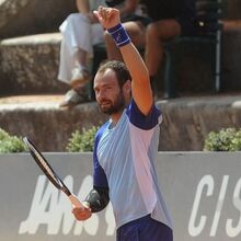 <![CDATA[ Roman Safiullin conquista maior título em terra batida no Oeiras Open 3 ]]>