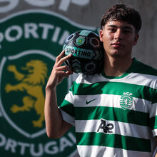 <![CDATA[ João Rijo assina contrato profissional e já sonha com a estreia no Estádio José Alvalade ]]>