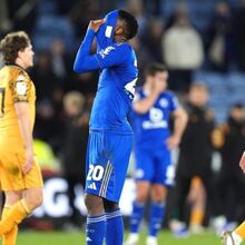 <![CDATA[ Do céu ao inferno: dez anos depois do título na Premier... Leicester é despromovido à League One ]]>