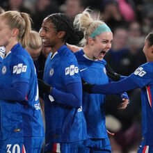 <![CDATA[ Equipa de futebol feminino do Chelsea vai jogar em Stamford Bridge a partir da próxima época ]]>