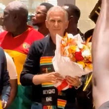 <![CDATA[ Clima de festa: a impressionante receção a Carlos Queiroz no Gana ]]>