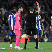 <![CDATA[ Inácio devia ter sido expulso? Ficaram penáltis por marcar? Os casos do FC Porto-Sporting ]]>