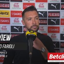 <![CDATA[ «Adeptos festejaram o regresso do Sporting»: Farioli e o 'show' pirotécnico dos Super Dragões no início da 2.ª parte ]]>