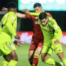 <![CDATA[ Leonardo Rivas fecha o flanco do AVS SAD ]]>