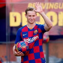 <![CDATA[ De Jong é o holandês com mais jogos pelo Barcelona ]]>