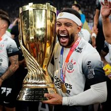 <![CDATA[ Depay vai renovar com Corinthians ]]>