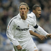<![CDATA[ Guti aprova Mourinho no Real Madrid: «É um grande treinador» ]]>