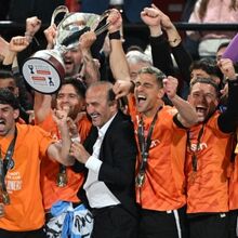 <![CDATA[ OFI Creta conquista Taça da Grécia 39 anos depois ]]>