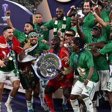 <![CDATA[ Três grandes na Champions da Ásia ]]>