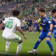 <![CDATA[ A pior jogada ensaiada de sempre? Canto curto na final da Champions Asiática acaba com... choque de cabeças ]]>