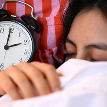 <![CDATA[ 'Sleepmaxing': a nova tendência das redes sociais que promete noites bem dormidas ]]>