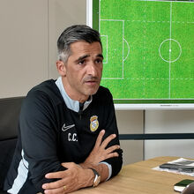 <![CDATA[ Custódio Castro elege melhor médio do campeonato: «É uma das grandes revelações...» ]]>