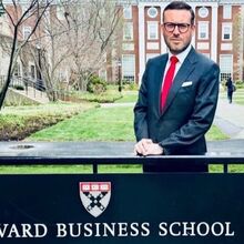 <![CDATA[ Mauro Xavier conclui programa de formação executiva em Harvard ]]>