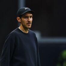 <![CDATA[ Julian Schuster queixa-se de penálti contra o Sp. Braga: «É falta e cartão vermelho» ]]>