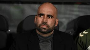 Claudio Giráldez continua no comando técnico do Celta de Vigo até 2028