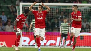 Gonçalo Paciência critica arbitragem após derrota do Santa Clara