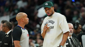 Giannis Antetokounmpo alega estar a ser afastado pelos Milwaukee Bucks