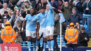 Haaland faz hat trick frente ao Liverpool