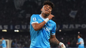 Alisson Santos deve manter-se em Nápoles