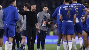 FC Porto reage no balneário após golo do Famalicão