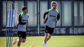 Fresneda e Morten Hjulmand no treino do Sporting