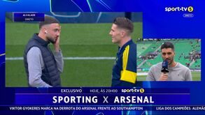 Gyökeres à conversa com Debast