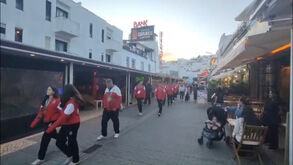 Festa do Basquetebol: o desfile das seleções distritais até à Praça dos Pescadores em Albufeira