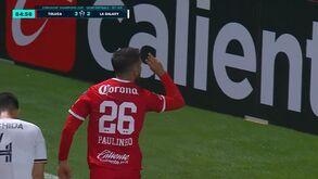 Em dose tripla: Paulinho assina hat trick na vitória do Toluca e continua imparável