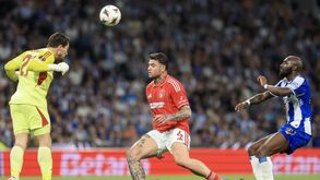 Morato foi titular na defesa do Nottingham no duelo com o FC Porto