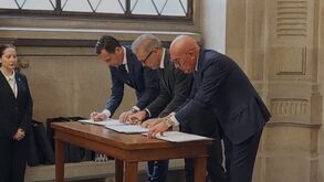 Pedro Proença assina protocolo na  na Câmara Municipal do Porto 