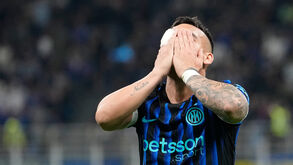 Lautaro Martínez volta a parar