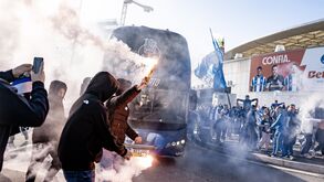 Apoio dos adeptos fez-se sentir na saída do Dragão