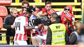 Leixões vence em casa