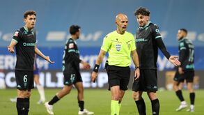 Luís Godinho dirigiu o Estoril-FC Porto