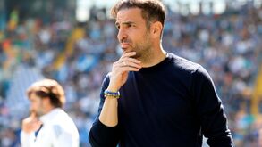 Fàbregas nega saída do Como e garante continuidade no clube