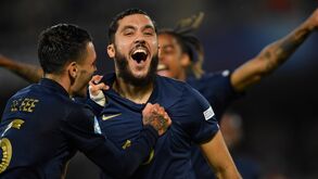 Cherki em destaque por França